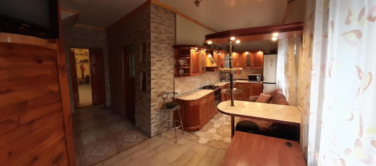 Куренiвський Двiр Kiew Exterior foto